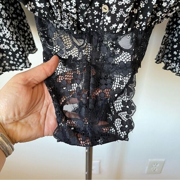 Free People Intimately Black Floral Bodysuit size XS preowned - Picture 6 of 7